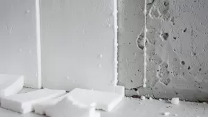 Czym kleić styrodur do ściany