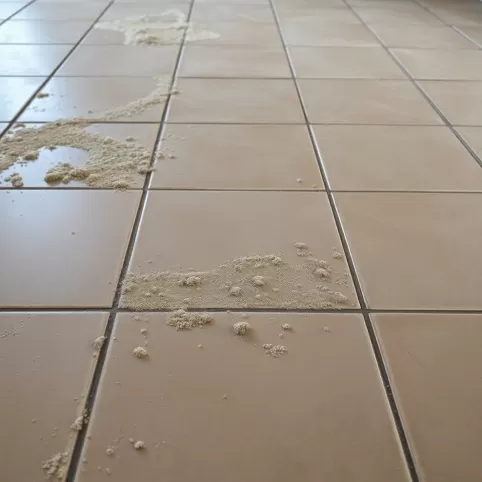 Czym wyczyścić płytki podłogowe po remoncie